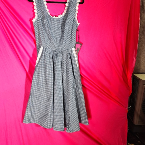 Unique Vintage Barbie Dress Barbiecore - Picture 4 of 8